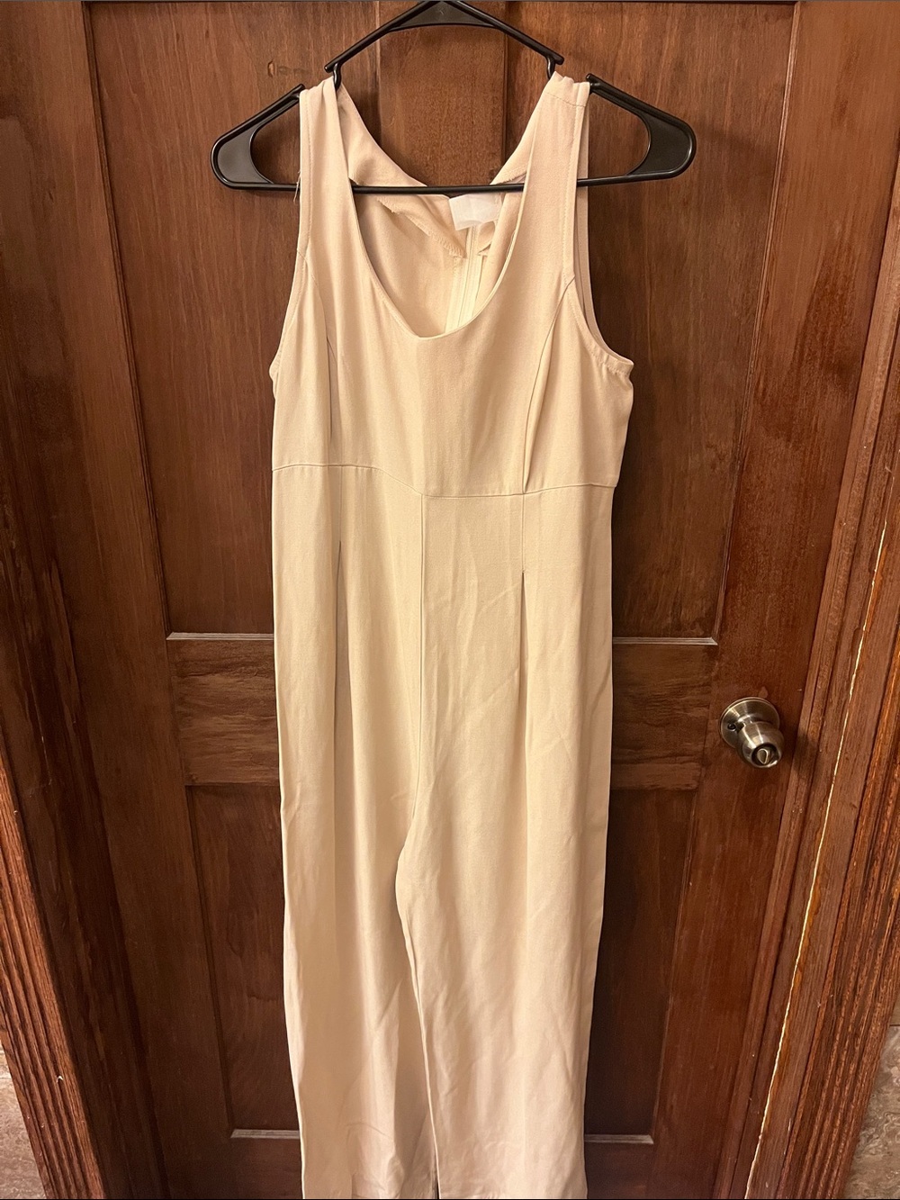 Vintage Cream Sleeveless Dress Size 8 with Scoop Neck